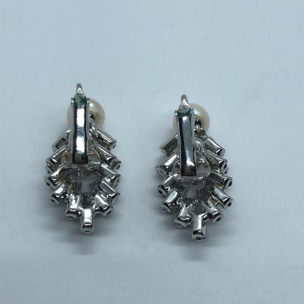 VTG Beautiful Sparkling Clip-ons - Picture 5 of 5